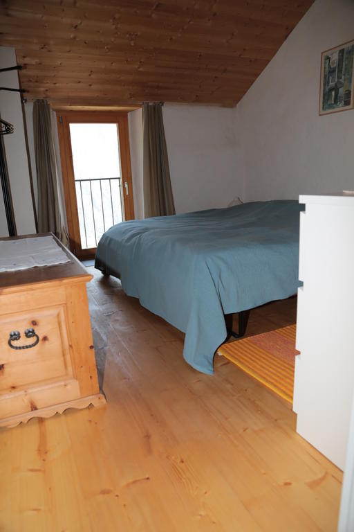 Casa Flora Lägenhet Verdabbio Rum bild
