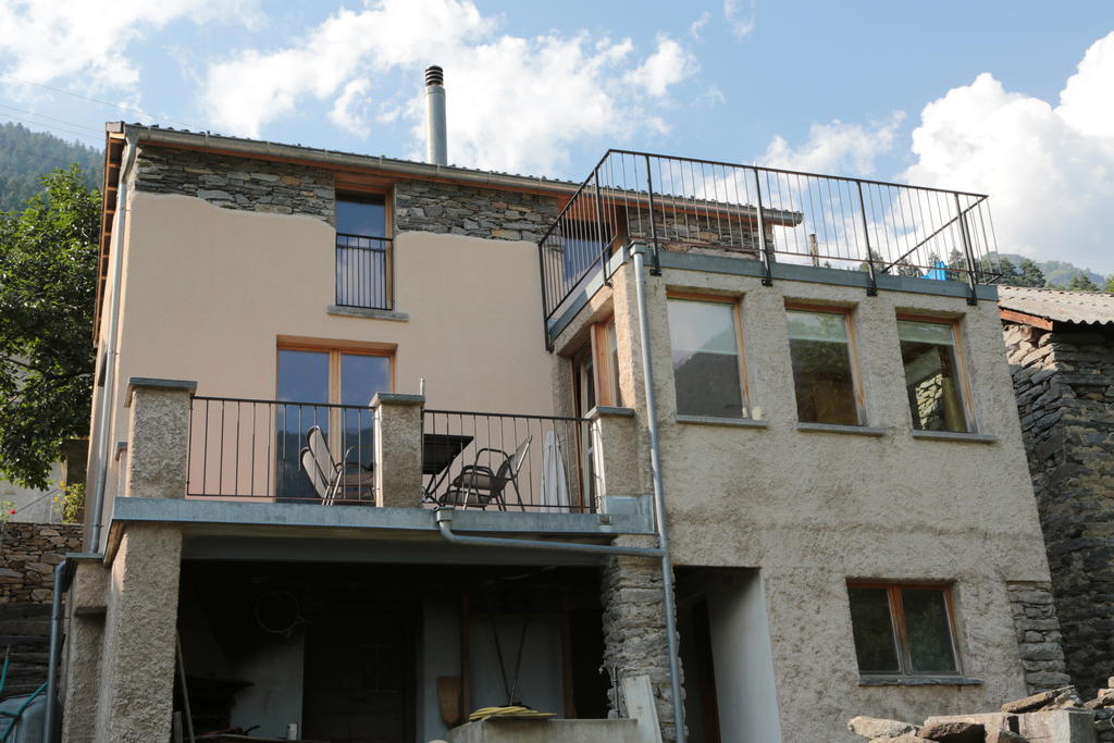 Casa Flora Lägenhet Verdabbio Exteriör bild